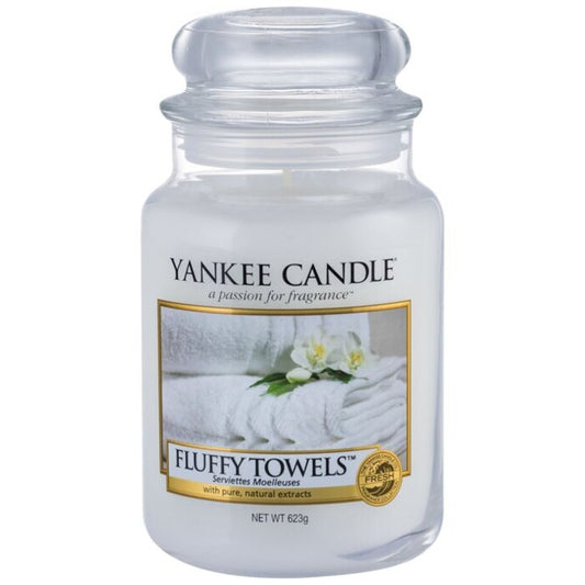 Yankee Candle Fluffy Towels Candle - Scented candle 623.0g